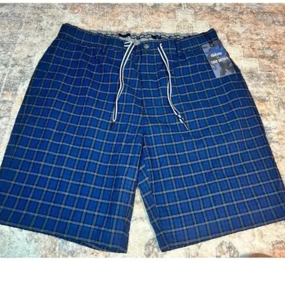 TODD SNYDER X FOOTJOY SEERSUCKER PLAID TRAVELER SHORT IN NAVY PLAID Medium - Picture 9 of 10